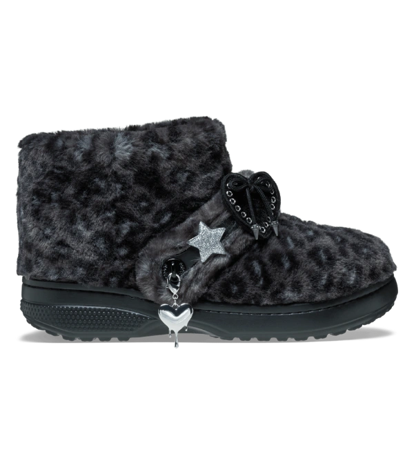 بوت ليوبارد كلاسيك لا يُنسى